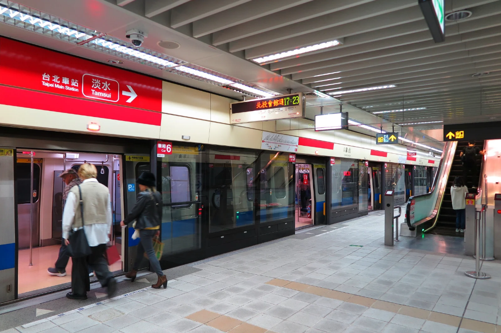 桃園空港から台北駅